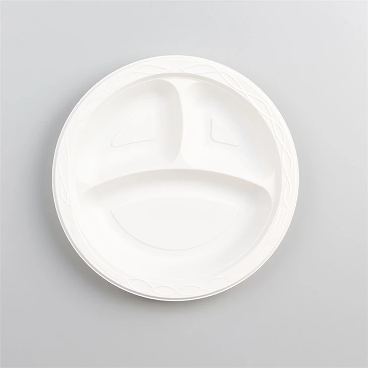 Assiettes en plastique jetables